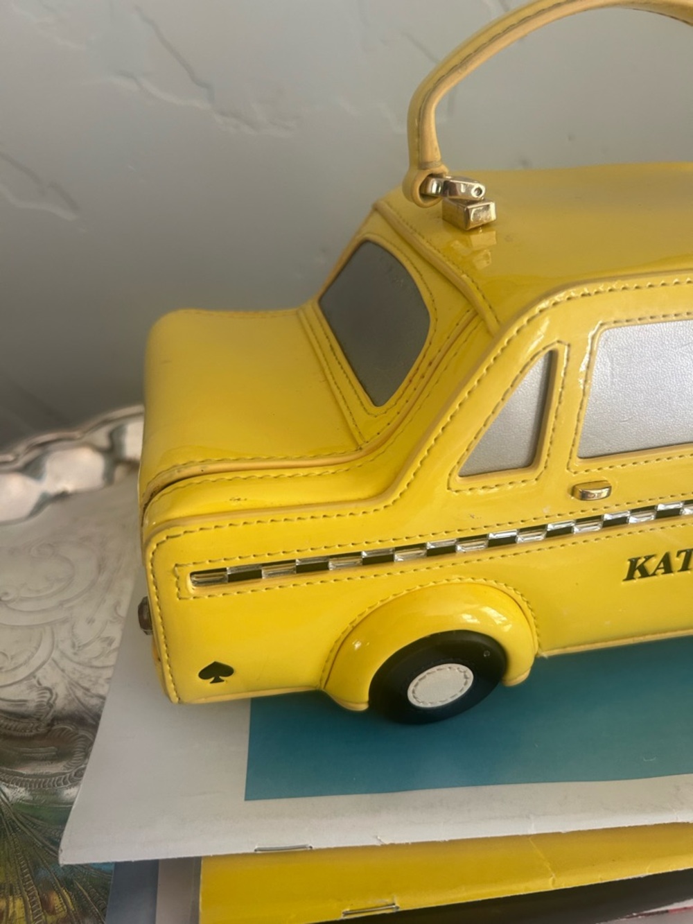 Kate Spade Kate's Taxi 1993 Yellow Novelty Handbag - Picture 2 of 7